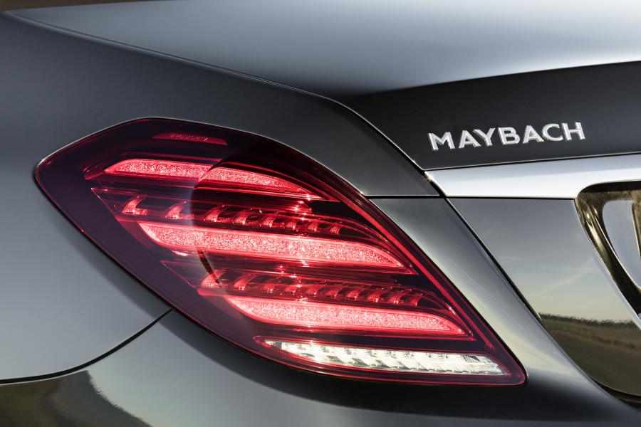 Детали экстерьера Mercedes-Maybach S560 2017 года  (WW) (фото 13 из 13)